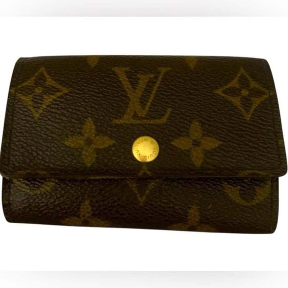 LOUIS VUITTON Monogram Multiple Key Holder